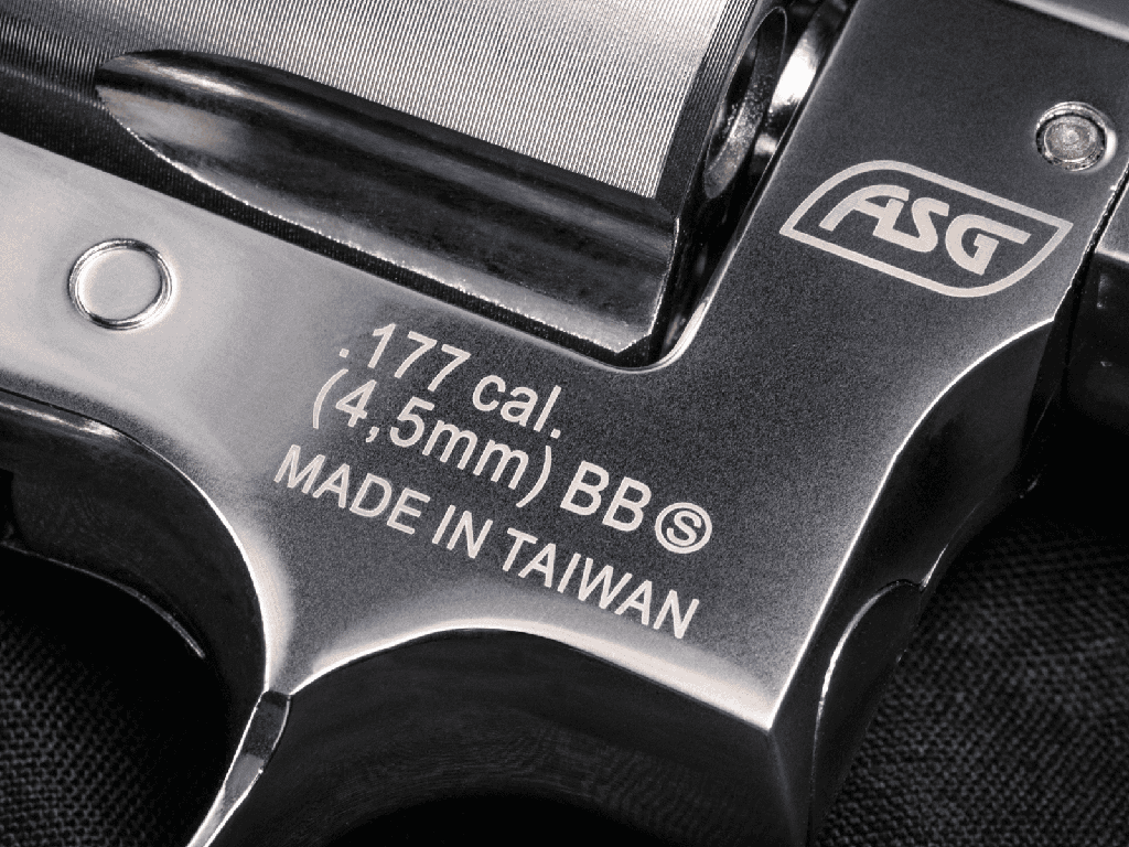 REVOLVER DAN WESSON 715 2.5" CO2 BB PLATA 18614