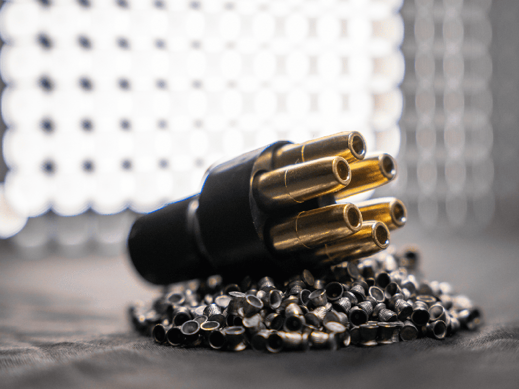 REVOLVER DAN WESSON 715 2.5" CO2 PELLETS PLATA 18615