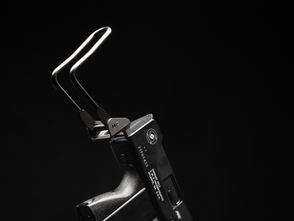 PISTOLA ASG COBRAY INGRAM M11 CO2 BB CALIBRE 4.5 18522